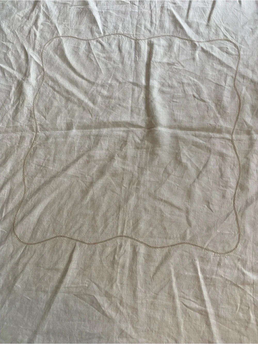 Vintage light taupe scalloped edge tablecloth with 4 napkins . 48 x 48